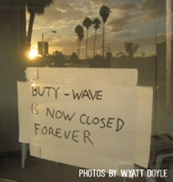 Bertrand.pt - Buty-Wave Is Now Closed Forever