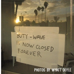 Bertrand.pt - Buty-Wave Is Now Closed Forever