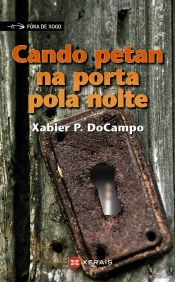 Cando Petan Na Porta Pola Noite