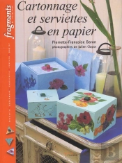 Cartonnage Et Serviettes En Papier