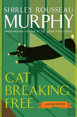 Bertrand.pt - Cat Breaking Free