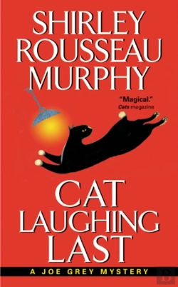 Bertrand.pt - Cat Laughing Last