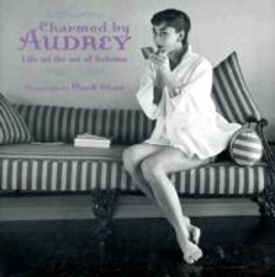 Bertrand.pt - Charmed By Audrey