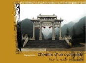 Chemin D'Un Cyclopède Sur La Route De La Soie