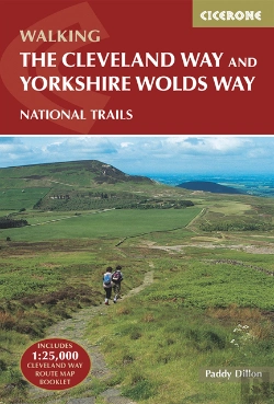 Bertrand.pt - Cleveland Way And The Yorkshire Wolds Way