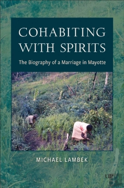 Bertrand.pt - Cohabiting With Spirits