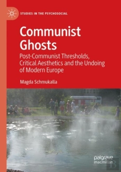 Bertrand.pt - Communist Ghosts