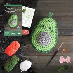 Bertrand.pt - Crochet Your Veggies Amigurumi Kit Avocado