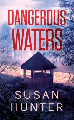 Bertrand.pt - Dangerous Waters: Leah Nash Mysteries Bo