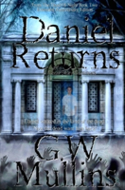 Bertrand.pt - Daniel Returns A Ghost Story Continues Extended Edition