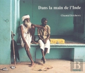 Dans La Main De L'Inde