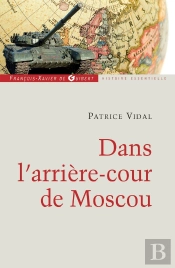 Dans L'Arrière-Cour De Moscou