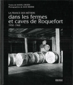 Bertrand.pt - Dans Les Fermes Et Caves De Roquefort