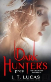 Dark Hunter'S Prey