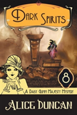 Bertrand.pt - Dark Spirits (A Daisy Gumm Majesty Mystery, Book 8)