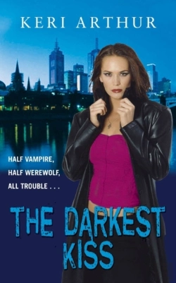 Bertrand.pt - Darkest Kiss