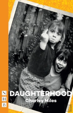 Bertrand.pt - Daughterhood