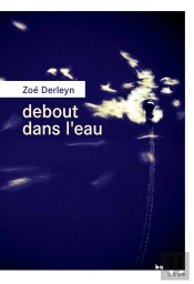 Debout Dans L'Eau