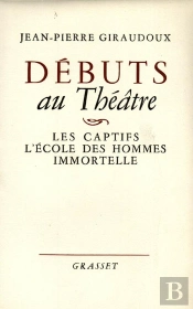 Debuts Au Theatre