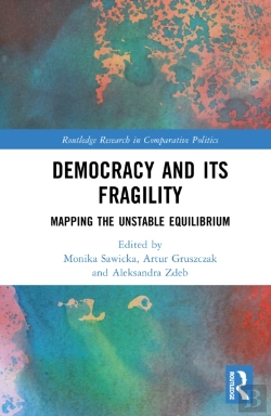 Bertrand.pt - Democracy And Its Fragility