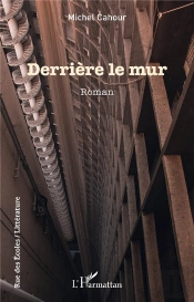 Derrière Le Mur