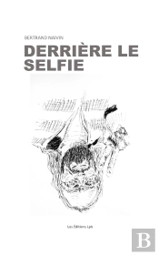Derrière Le Selfie