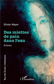 Des Miettes De Pain Dans L'Eau