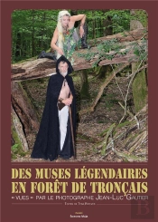 Des Muses Légendaires En Forêt De Tronçais Vues Par Le Photographe Jean-Luc Gautier