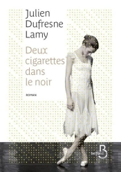Deux Cigarettes Dans Le Noir