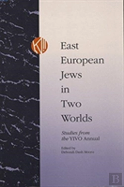 Bertrand.pt - East European Jews In Two Worlds