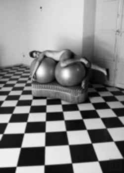 Bertrand.pt - Eddie Peake: The Forever Loop