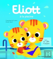 Eliott À La Piscine