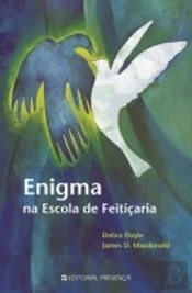 Enigma na Escola de Feitiçaria