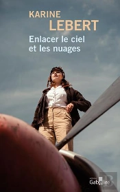 Enlacer Le Ciel Et Les Nuages