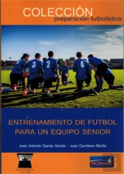 Entrenamiento De Futbol Para Un Equipo Senior