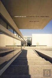 Espace Des  Oeuvres ; Un Musee En Noir Et Blanc