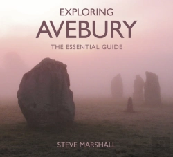 Bertrand.pt - Exploring Avebury