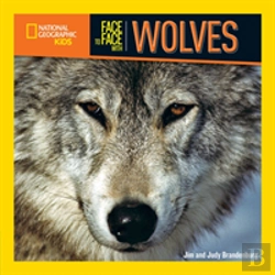 Bertrand.pt - Face To Face With Wolves