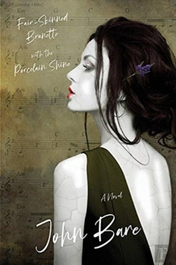 Bertrand.pt - Fair-Skinned Brunette With The Porcelain Shine
