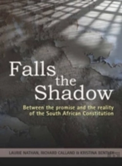 Bertrand.pt - Falls The Shadow