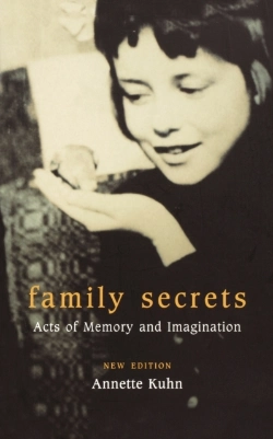 Bertrand.pt - Family Secrets
