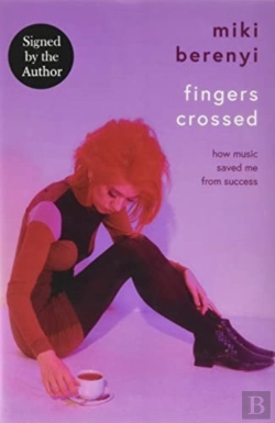 Bertrand.pt - Fingers Crossed: How Music Saved Me From Success