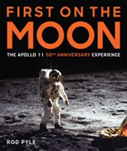 Bertrand.pt - First On The Moon