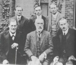 Bertrand.pt - Freud, Jung, And Hall The Kingmaker