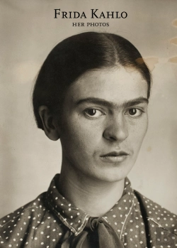 Bertrand.pt - Frida Kahlo. Her Photos