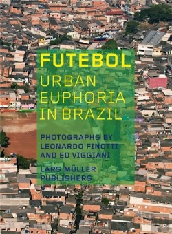 Bertrand.pt - Futebol  Urban Euphoria In Brazil /Anglais
