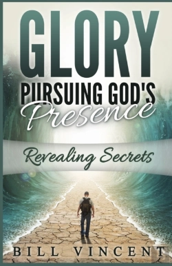 Bertrand.pt - Glory Pursuing Gods Presence: Revealing