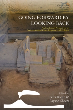 Bertrand.pt - Going Forward By Looking Back