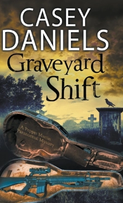 Bertrand.pt - Graveyard Shift Large Print
