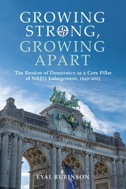 Bertrand.pt - Growing Strong, Growing Apart
